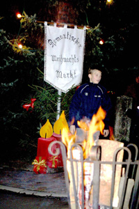 Weihnachten 2004 - Romantischer Weihnachtsmarkt in Laisa