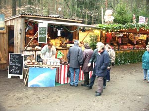 Weihnachten 2004 - Weihnachtsmarkt in Möllensdorf