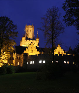 Hermine Holle im weihnachtlichen Schloss Marienburg