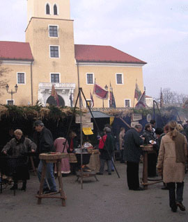 Weihnachtsmarkt auf Schloss Dürnkrut