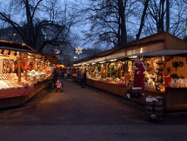 Weihnachtsmarkt im Linzer Volksgarten