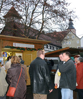 Erlebnis-Weihnachtsmarkt in Ostheim