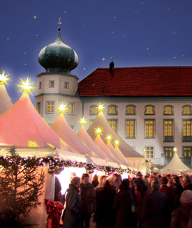 Weihnachtsmarkt auf Schloss Tüßling