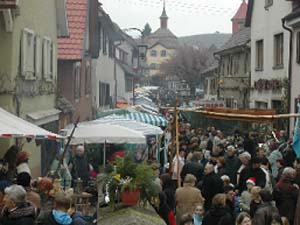 Weihnachtsmarkt im Schloss Burkheim
