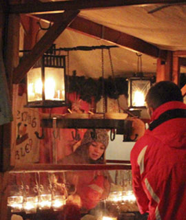 Mittelalterlicher Weihnachtsmarkt am Gutshof zu Schloss Britz