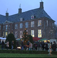 Stimmungsvoller Weihnachtsmarkt am Schloss Ringenberg 2023