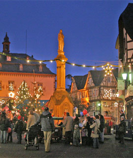 Weihnachtsmarkt Linz am Rhein