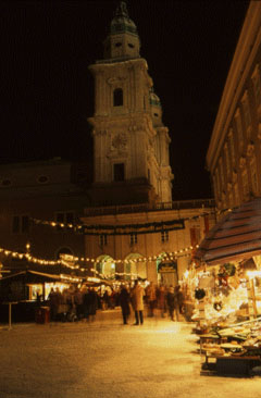 Salzburger Christkindlmarkt auf dem Domplatz